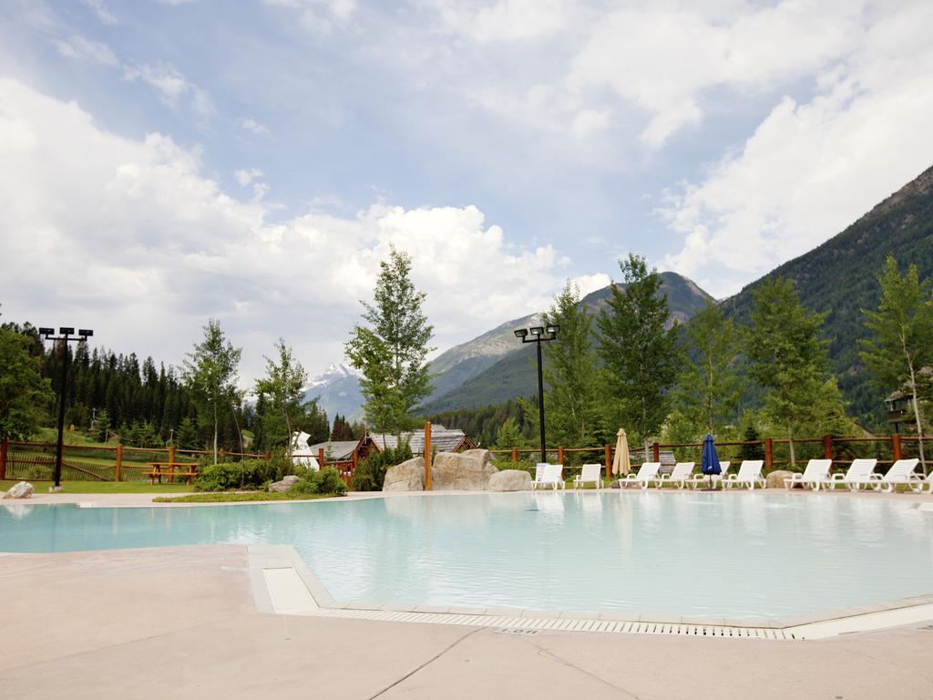 Panorama Mountain Resort - Toby Creek / Horsethief Condos Екстер'єр фото